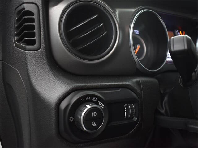 2023 Jeep Gladiator Sport