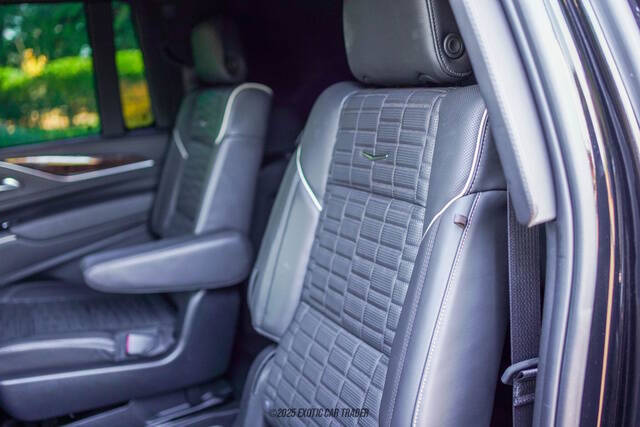 2023 Cadillac Escalade ESV Sport Platinum