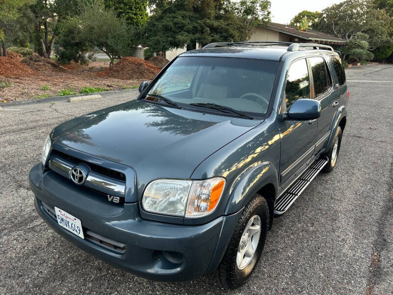 2005 Toyota Sequoia SR5
