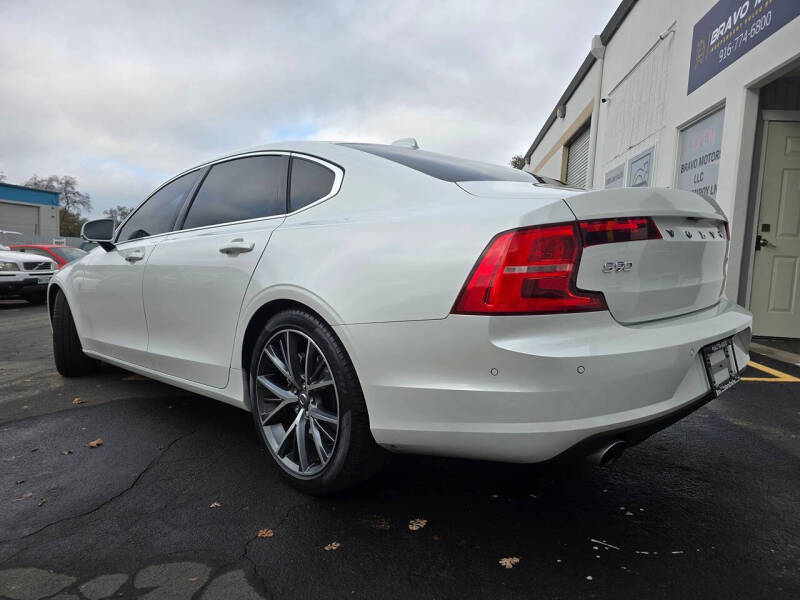 2018 Volvo S90 T5 Momentum