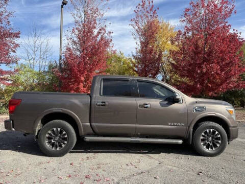 2017 Nissan Titan Platinum Reserve