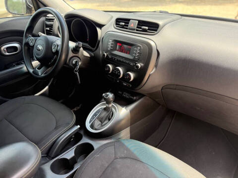 2014 Kia Soul +