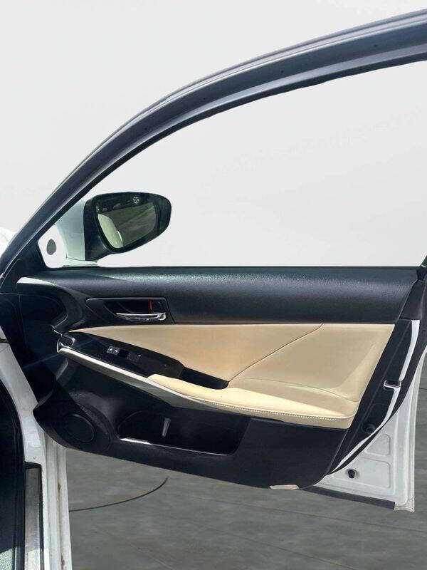 2015 Lexus IS 250