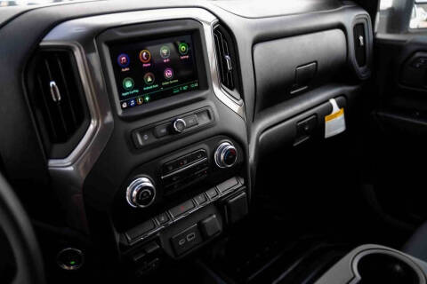 2025 GMC Sierra 2500HD Pro