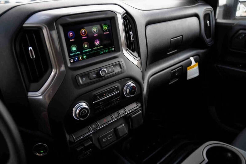 2025 GMC Sierra 2500HD Pro