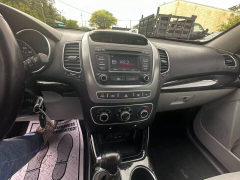 2015 Kia Sorento LX