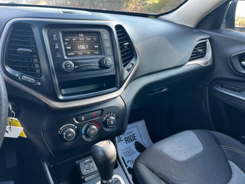 2014 Jeep Cherokee Sport