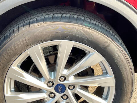 2022 Ford Escape Titanium