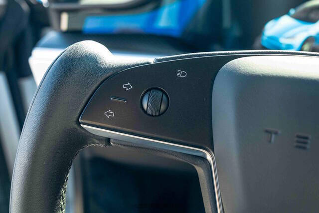 2022 Tesla Model S Plaid