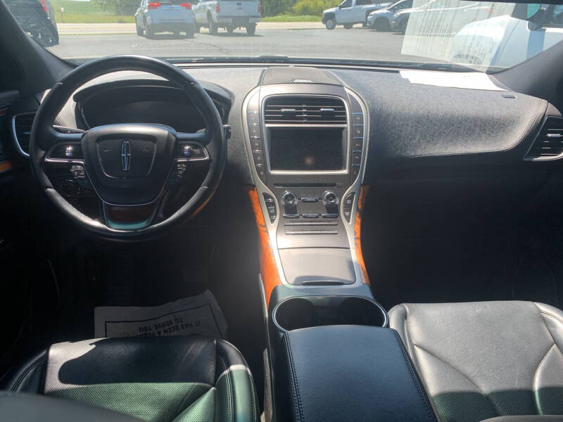 2020 Lincoln Nautilus Reserve