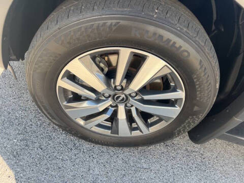 2024 Nissan Pathfinder SL