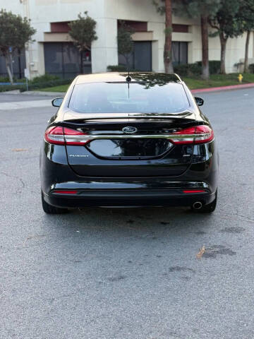2017 Ford Fusion SE