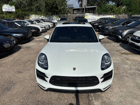 2017 Porsche Macan Turbo