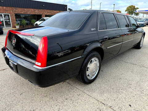 2010 Cadillac DTS Pro Coachbuilder Limo