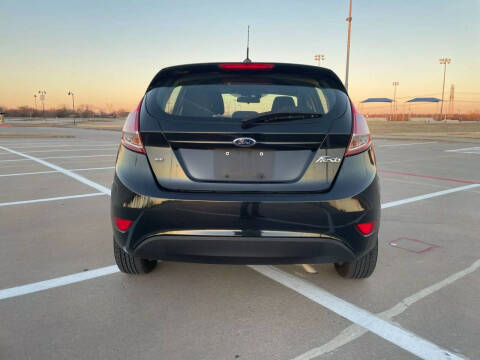 2015 Ford Fiesta SE