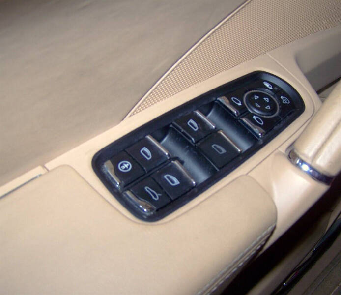 2012 Porsche Cayenne S