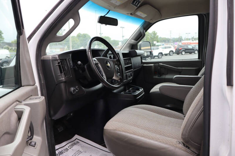 2017 Chevrolet Express LT 3500