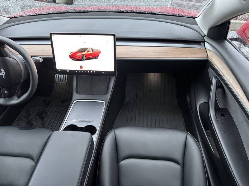 2023 Tesla Model 3 Performance