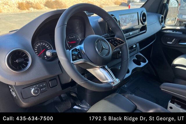 2025 Mercedes-Benz Sprinter