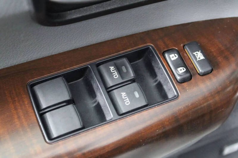 2016 Toyota Sequoia Platinum