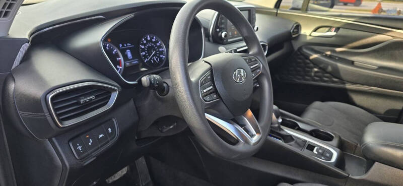 2019 Hyundai Santa Fe SE 2.4L