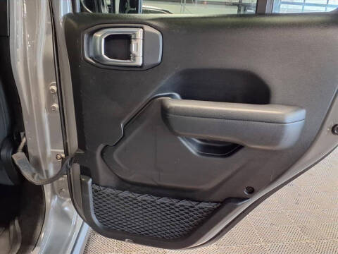 2022 Jeep Gladiator Willys