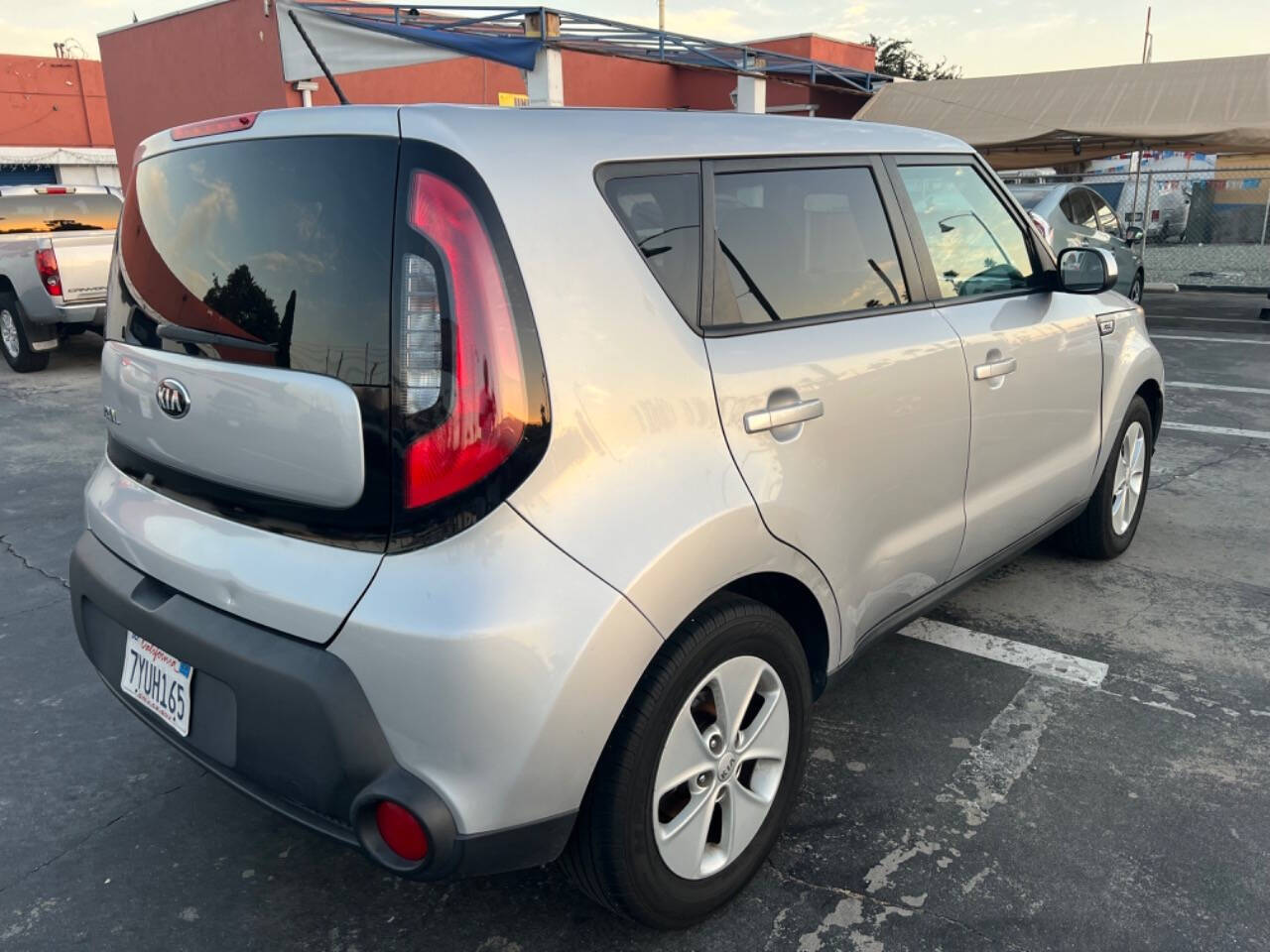 2016 Kia Soul for sale at Unique Auto Sales, Inc. in Bell, CA