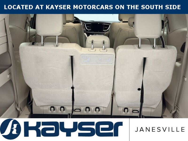 2017 Chrysler Pacifica Touring