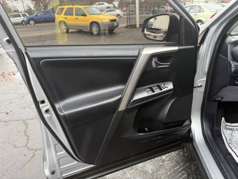 2018 Toyota RAV4 Hybrid XLE