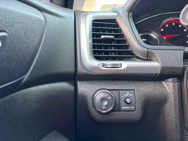 2016 GMC Acadia SLE-2