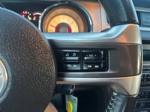 2011 Ford Mustang V6 Premium