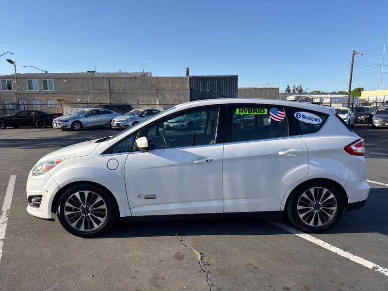 2017 Ford C-MAX Energi Titanium