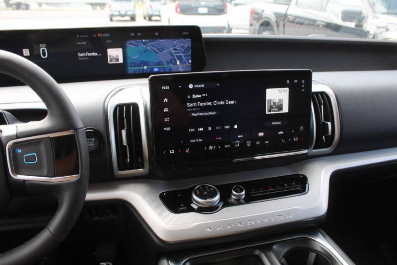 2026 Ford Expedition Active