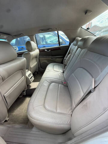 2004 Cadillac DeVille