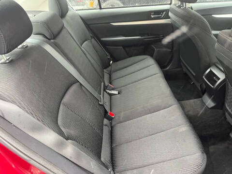 2010 Subaru Legacy 2.5i Premium