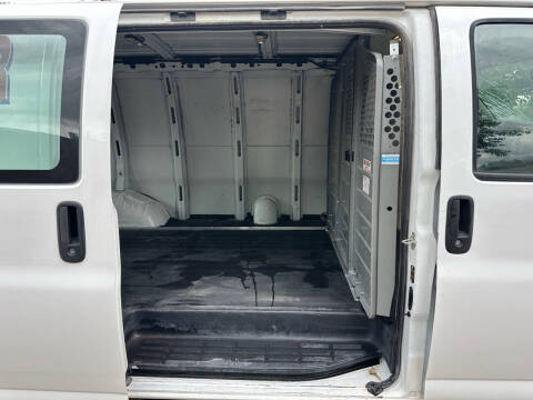 2017 Chevrolet Express 2500