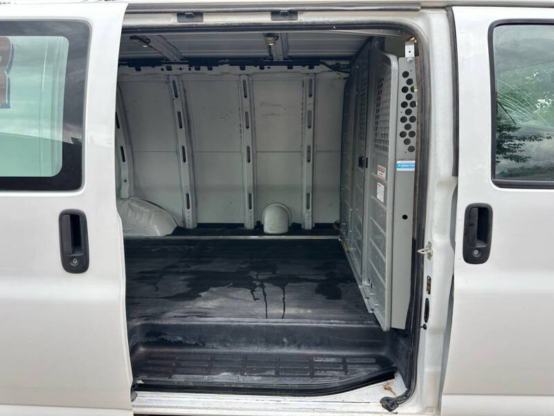 2017 Chevrolet Express 2500