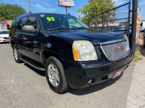 2007 GMC Yukon for sale at TOP SHELF AUTOMOTIVE in Newark NJ