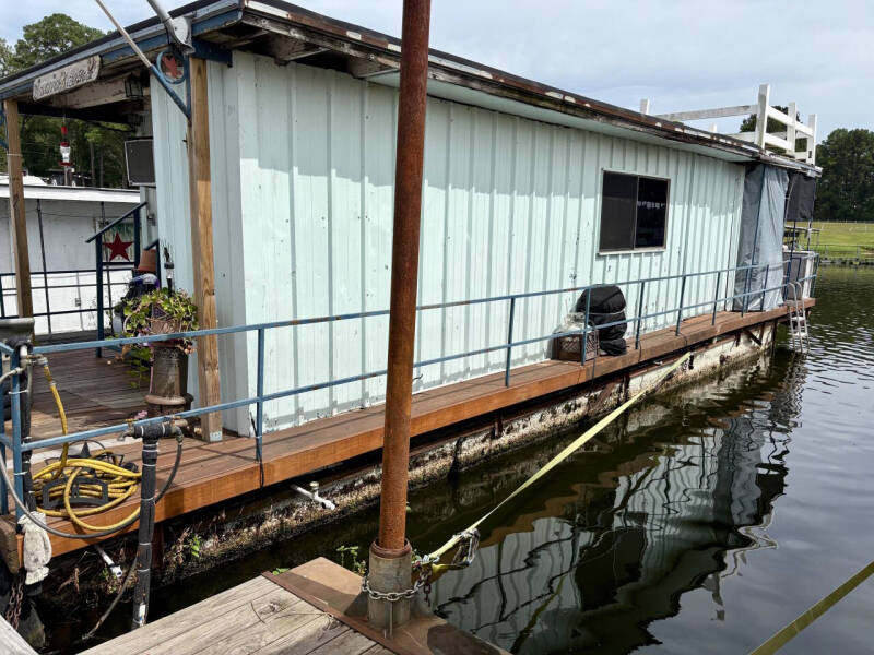 2000 HOUSE BOAT HOMEMADE