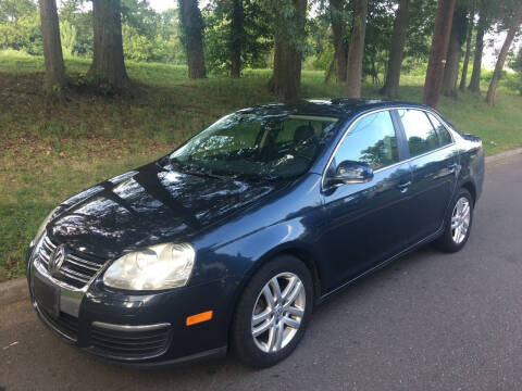 2008 Volkswagen Jetta for sale at Morris Ave Auto Sales in Elizabeth NJ