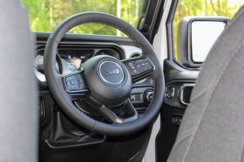 2025 Jeep Wrangler Sport RHD