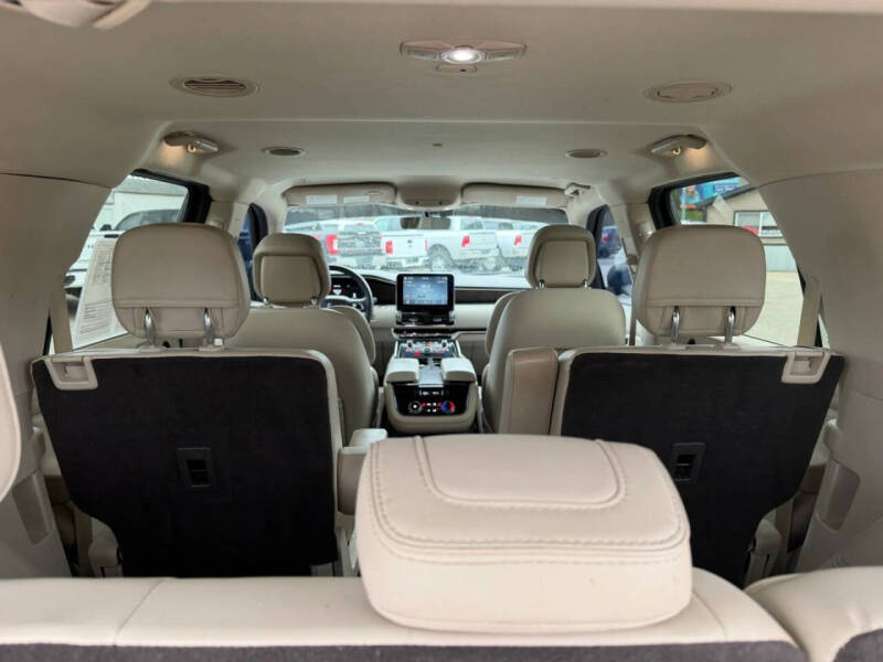 2019 Lincoln Navigator Select