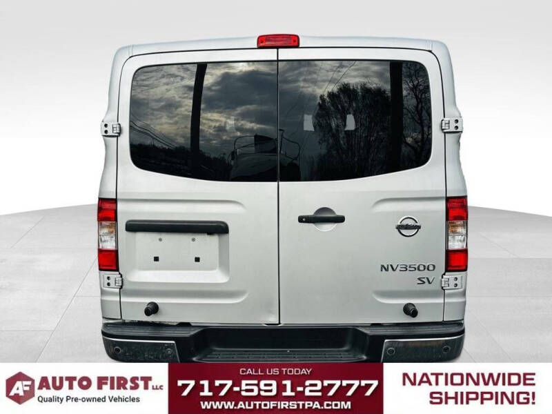 2019 Nissan NV 3500 HD SV