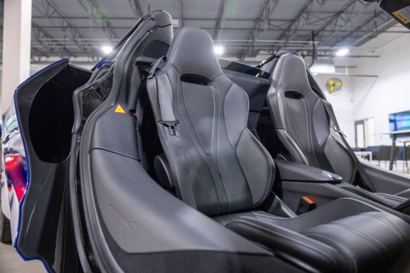 2022 McLaren 720S Spider