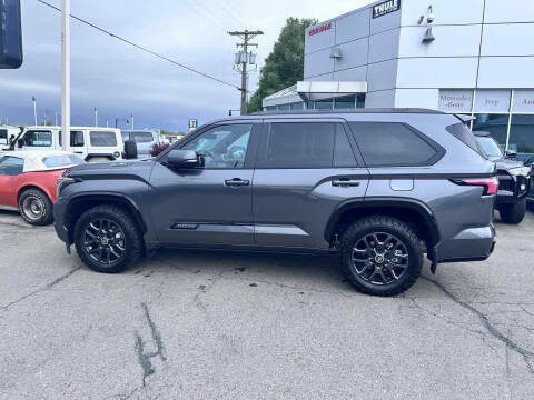 2024 Toyota Sequoia Platinum