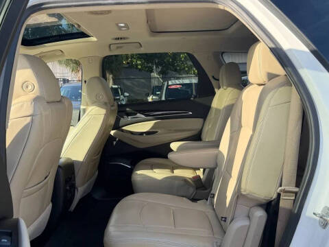 2020 Buick Enclave Essence