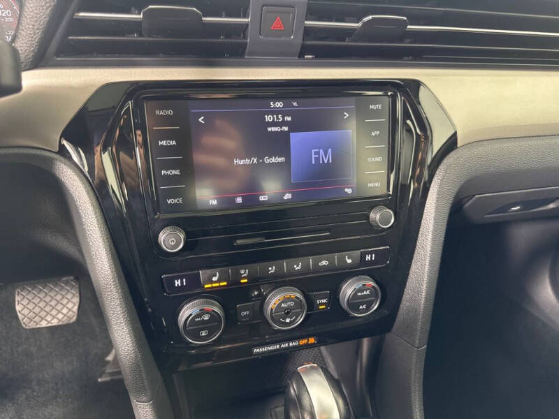 2021 Volkswagen Passat SE