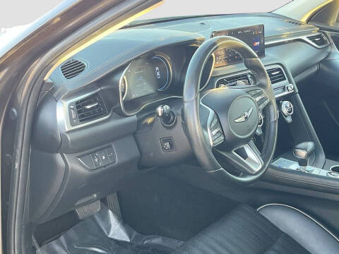 2022 Genesis G70