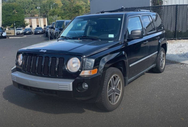 2009 Jeep Patriot for sale at GLOVECARS.COM LLC in Johnstown NY