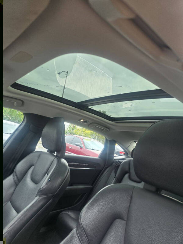 2018 Volvo S90 T5 Momentum